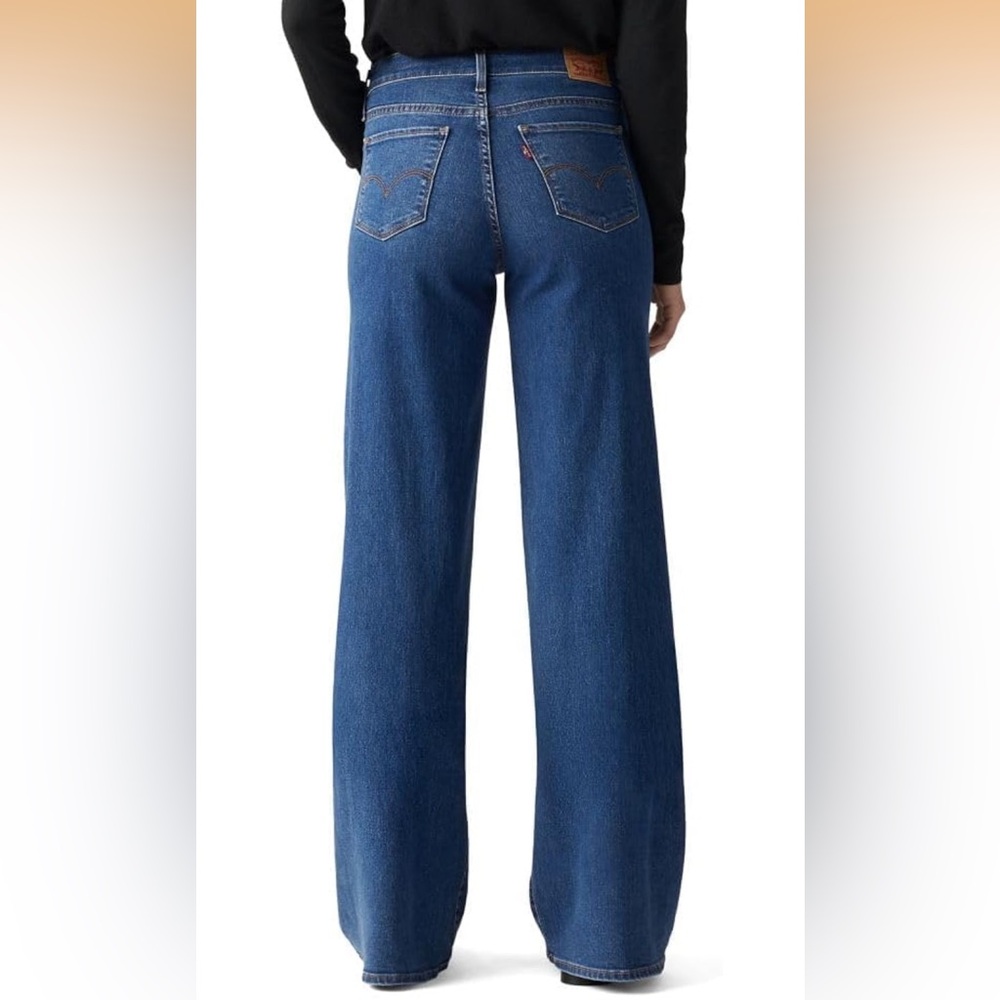 New Levi's Womens 318 Shaping Wide Leg Size 31 - Picture 2 of 4